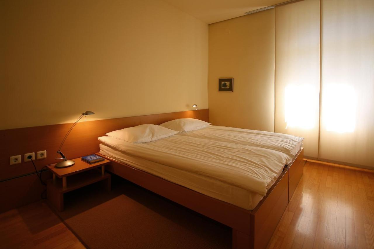 Apartments Villa Boltez Kranj Esterno foto