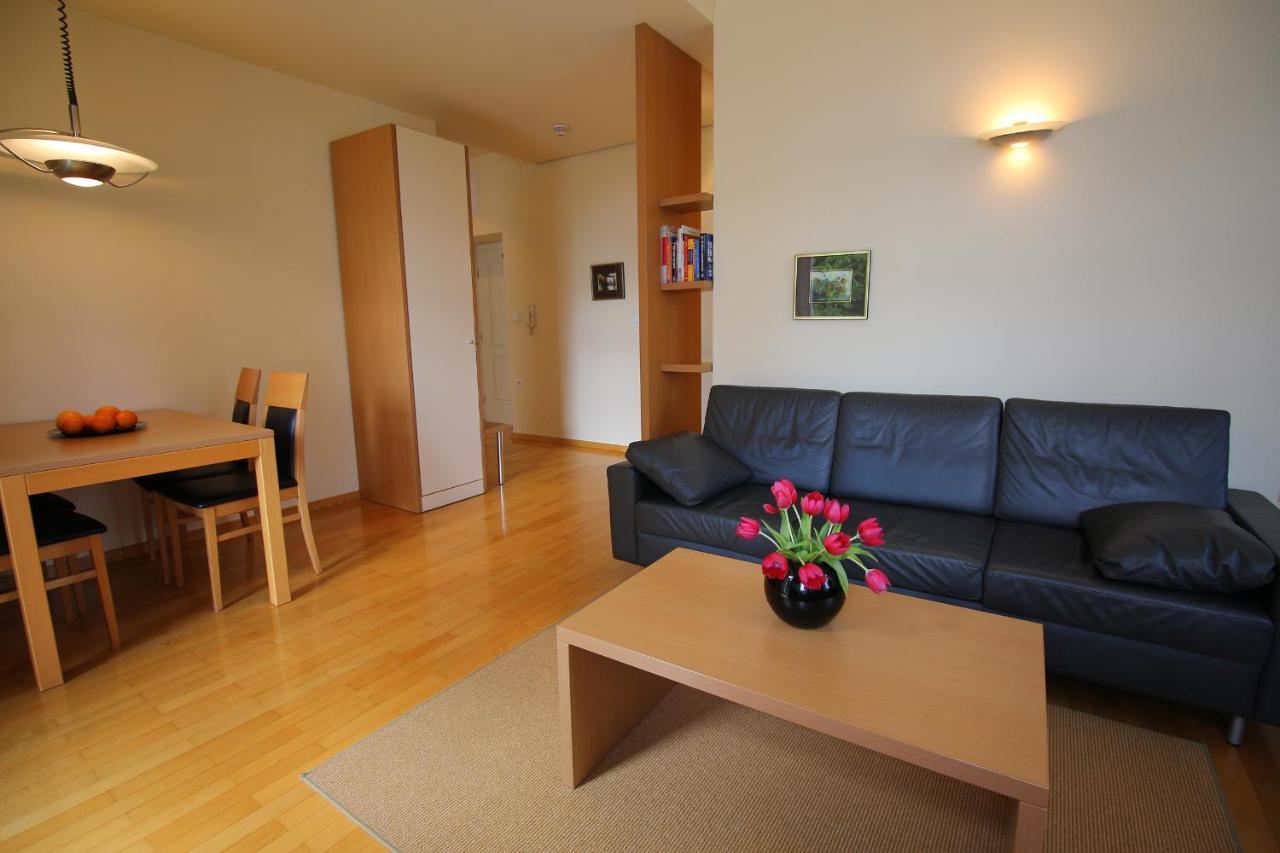 Apartments Villa Boltez Kranj Esterno foto