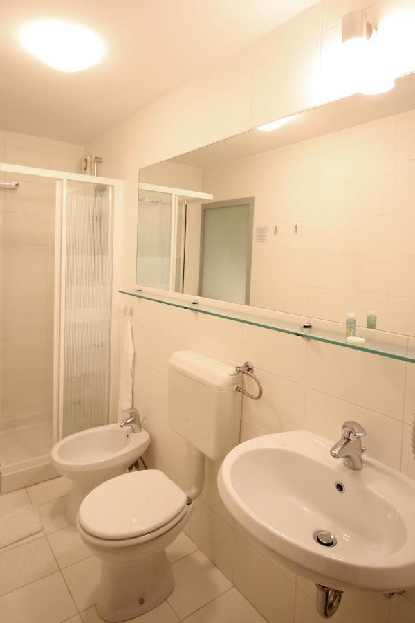 Apartments Villa Boltez Kranj Esterno foto