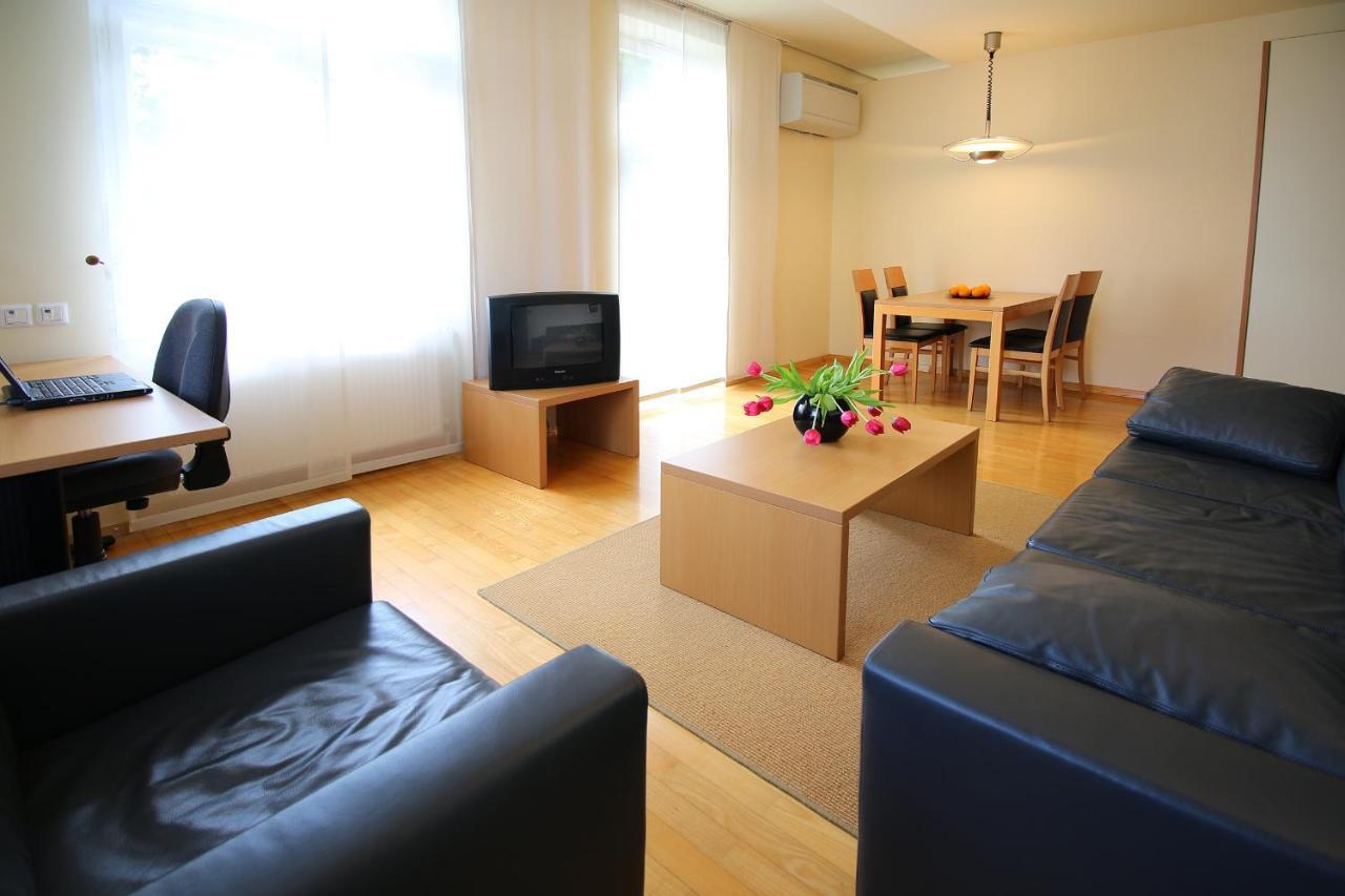 Apartments Villa Boltez Kranj Esterno foto