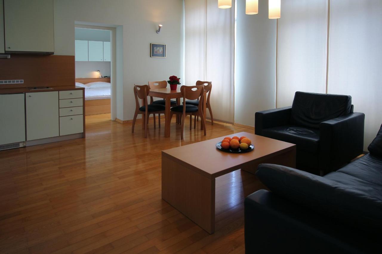 Apartments Villa Boltez Kranj Esterno foto